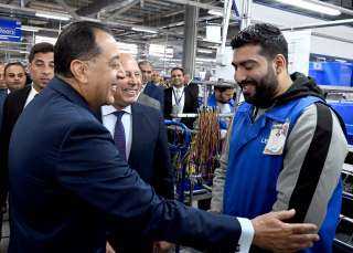 حامد: شاب من المنوفية يغير مساره المهني ويجد سعادته في مصنع ”ليوني مصر” بمدينة بدر