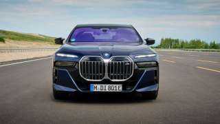 نيدليكوفيتش يخلف تسيبزه في رئاسة ”بي إم دبليو”