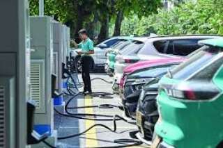 حرب الشرق الأوسط تُنعش الطلب على السيارات الكهربائية في آسيا